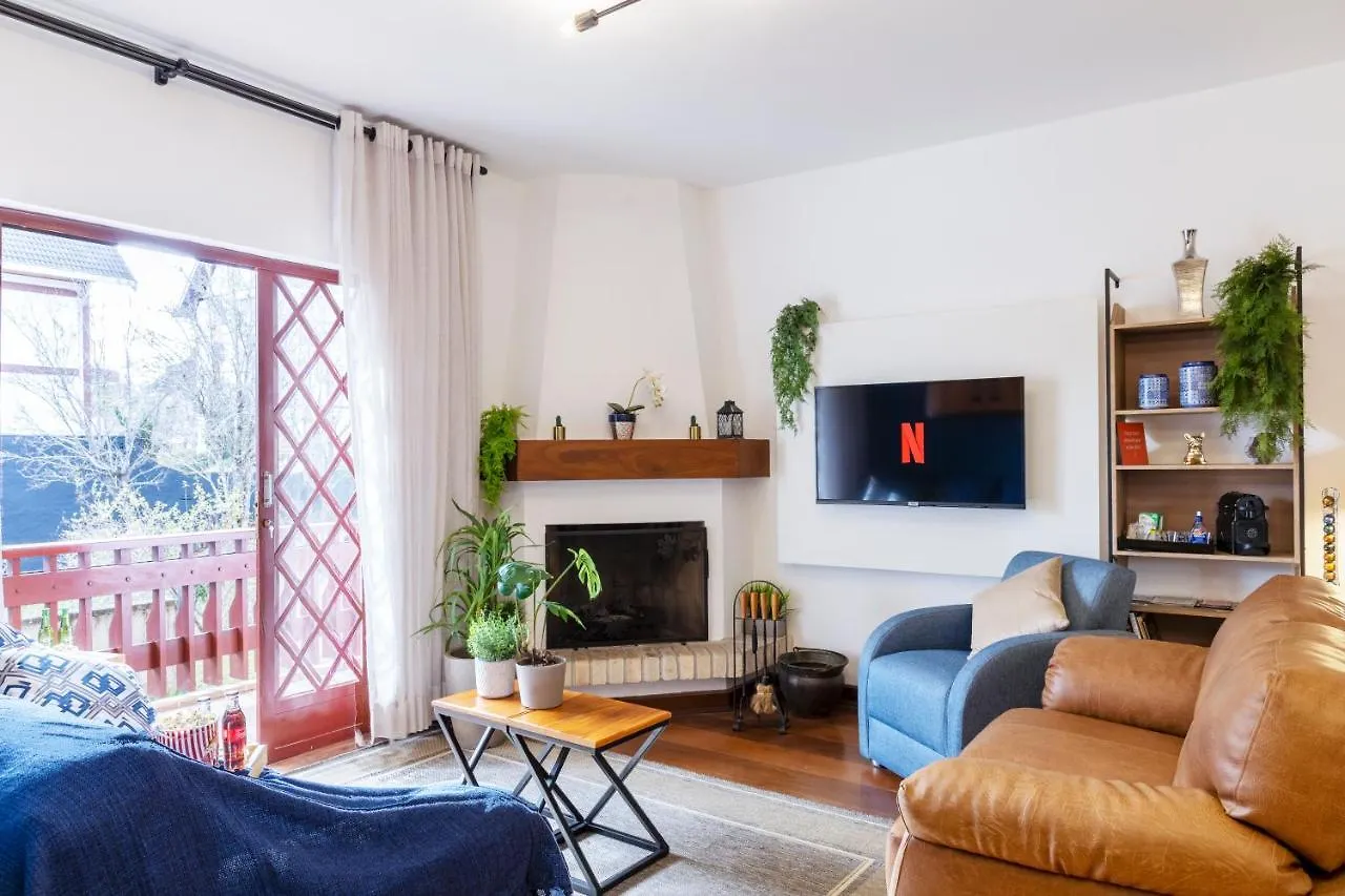 3 Quartos No Capivari Com Lareira Campos do Jordao Apartment